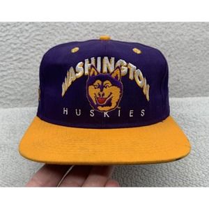 VTG Washington Huskies Snapback Hat #1 Apparel Shadow Arch Back Spell‎ Out USA